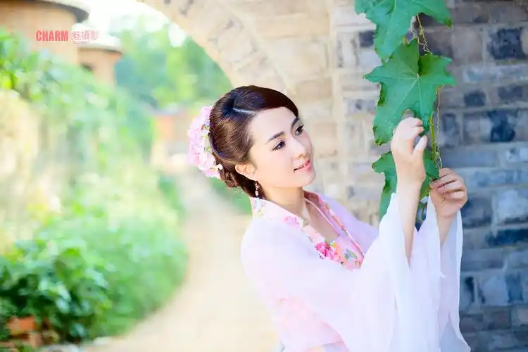 江南水乡柔弱美女古典气质优雅恬静迷人写真(三)