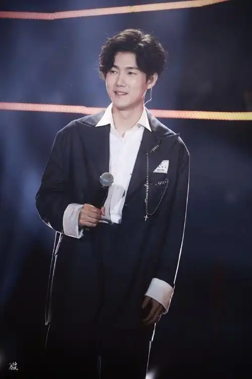 王晰超话78#王晰个人巡回音乐会2019#190503@王晰云一定知道36