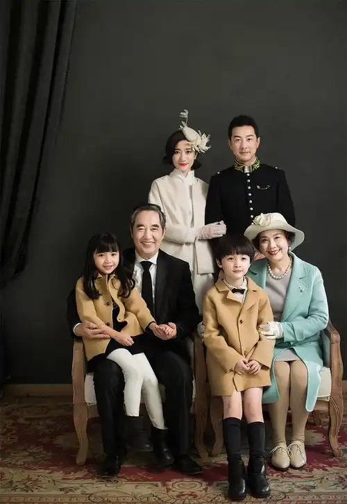 昆明全家福摄影-大家庭-系列二