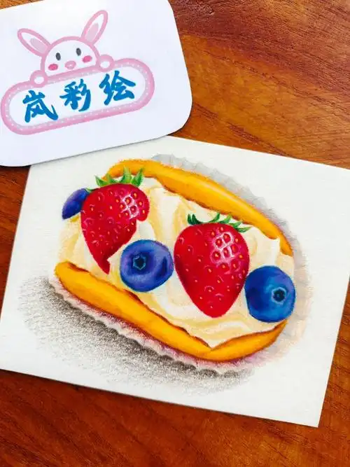 手绘美食彩铅画草莓抱抱卷附线稿和步骤