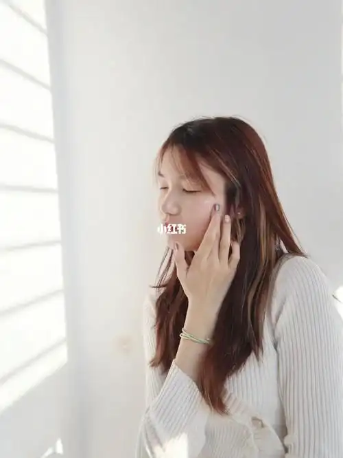 不!了!明显的感觉脸紧绷着难受得很我整个冬天都在用希思黎的