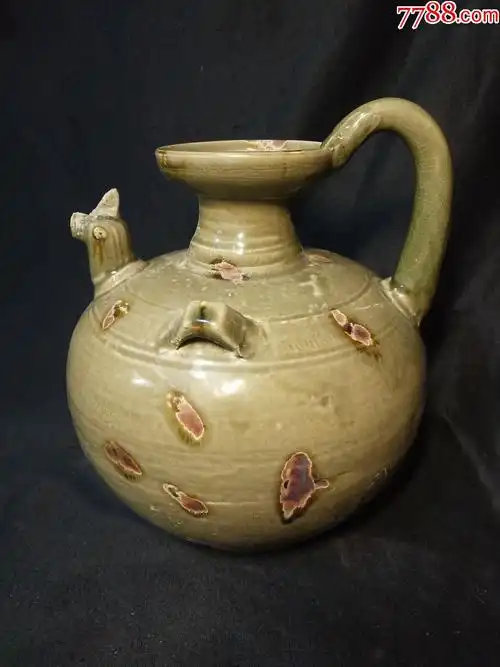 点彩鸡首壶