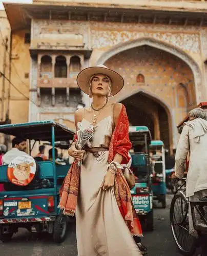 新嬉皮风春夏穿搭