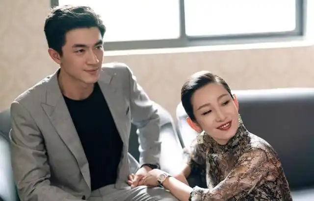 和小十岁的男演员组cp,观众却说还想看|秦海璐|林更新|陈伟霆_网易