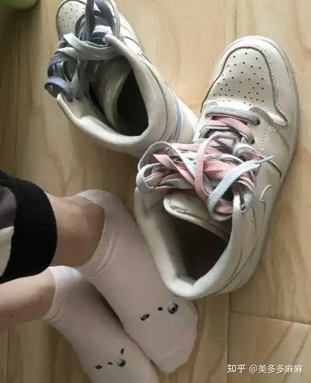 女孩子的脚都不臭吗? - 知乎