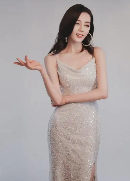 迪丽热巴其它抹胸礼服造型赏析