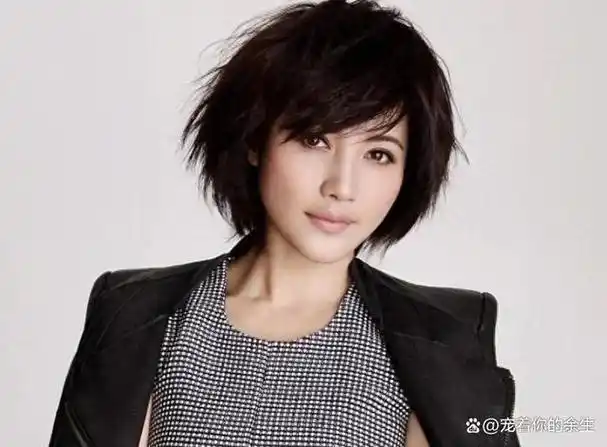 痛惜!倪萍称她为"中国最牛女演员",8夺影后,如今却无戏可拍