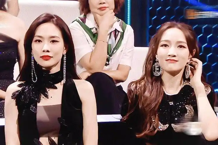 浪姐群像剧王霏霏孟佳