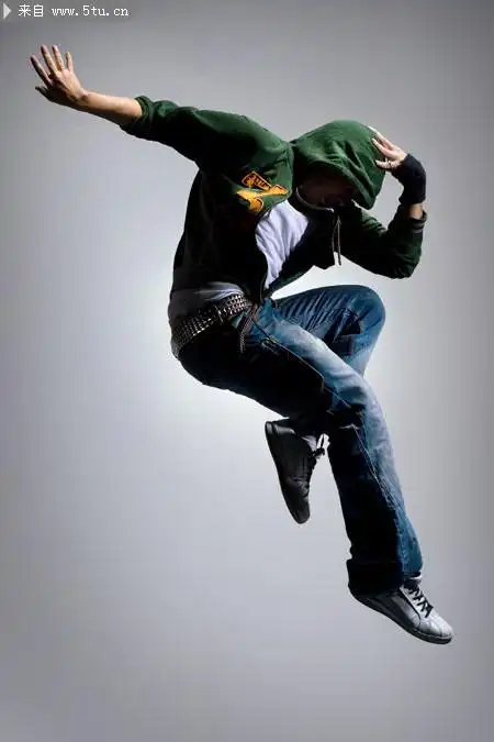 本图当前图片:街舞托马斯图片,主题为街舞图片,可用作个性街舞动作