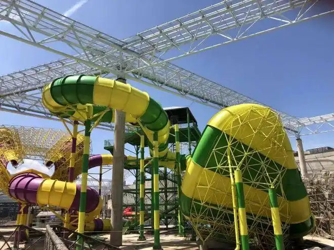 玩的就是心跳兰州大型水上乐园进入试滑阶段