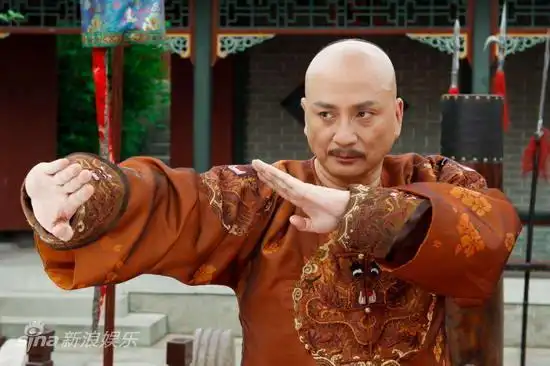 《宫锁心玉》汤镇业剧照