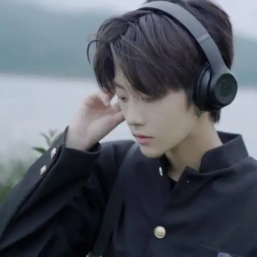 帅气男生头像真人版高清图片帅帅的温暖你整个冬天