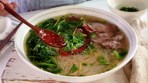 牛肉粉丝汤的家常做法牛肉粉丝汤汤香肉嫩吃过瘾