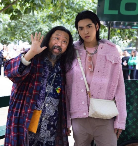 吴亦凡爆发中年危机?被网友吐槽太胖!他本人的回答让粉丝心痛!