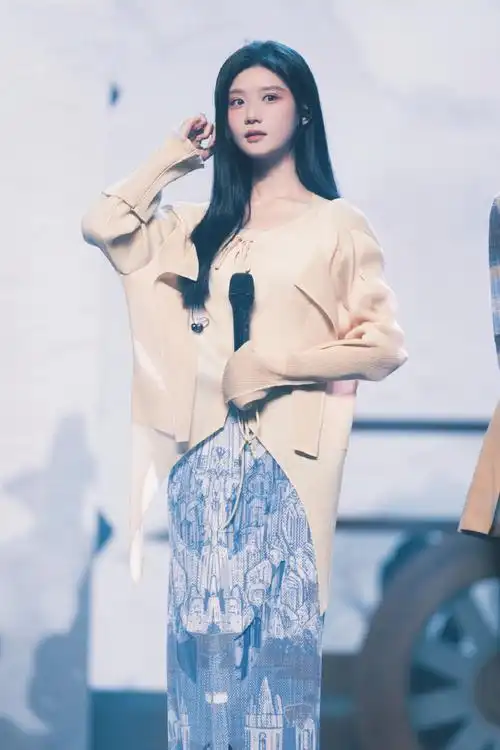 陈意涵estelle超话苏小慵@陈意涵estelle彩排花絮送达!