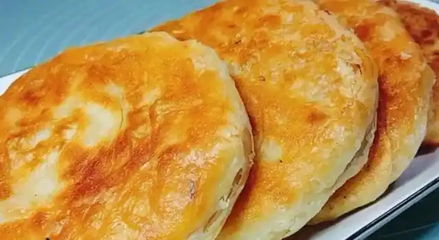 香酥肉饼原来这么简单,和面比例制作手法教给您,在家就可以做|肉饼