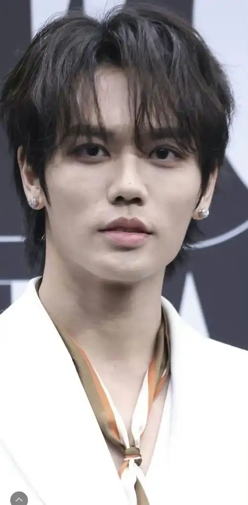 林彦俊芭莎活动生图,颜值能打吗?_高清图集_新浪网