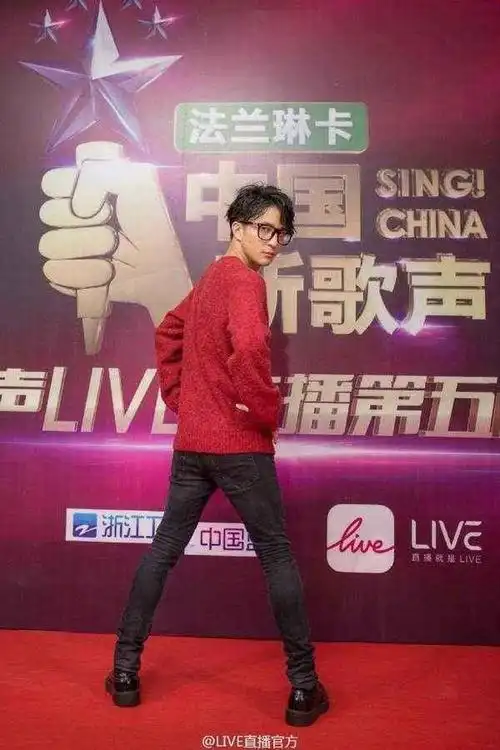 黄晓明180?薛之谦172?身高不够,一招秘诀变身大长腿