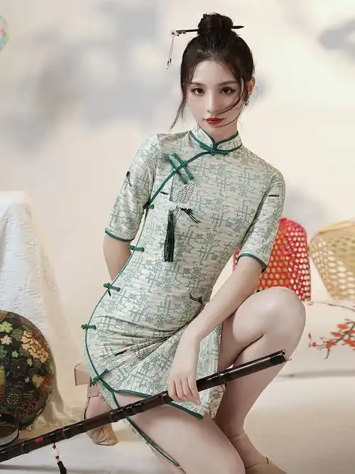 好看的旗袍推荐25款穿出气质的少女旗袍