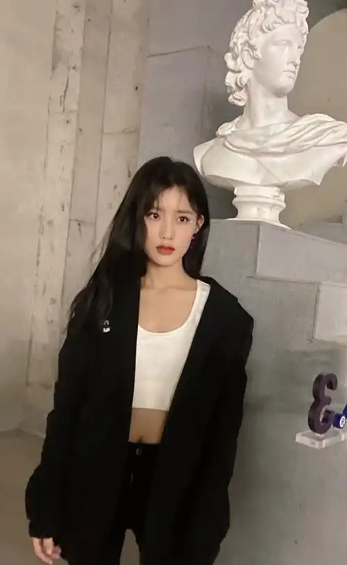 陈意涵露脐装性感写真图片