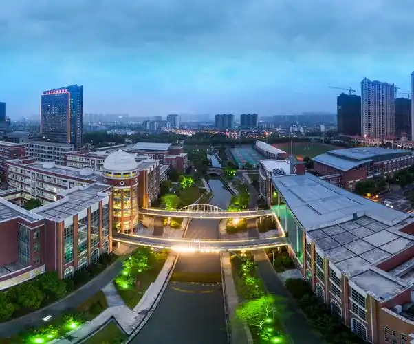 风景如画_南通大学附属中学