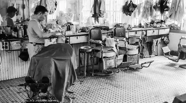 潮汕街头渐行渐远的老式理发店