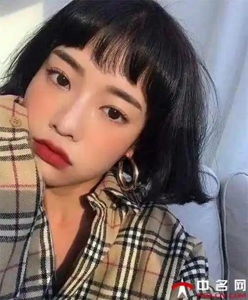 2021韩国空气刘海发型2021最火发型空气刘海发型