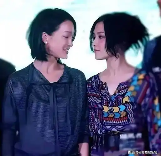 无名指婚戒照片曝光,李孟桥回应引关注_网友_关系_周冬雨