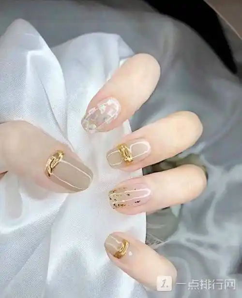 2021美甲款式最新图片-夏天适合的指甲款式推荐