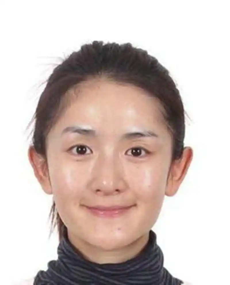 谢娜证件照打70分,刘诗诗证件照打90分,最后一位打120分!