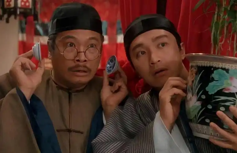 周星驰吴孟达同台讲粤语相声样貌青涩配合默契现却是凄凉晚景