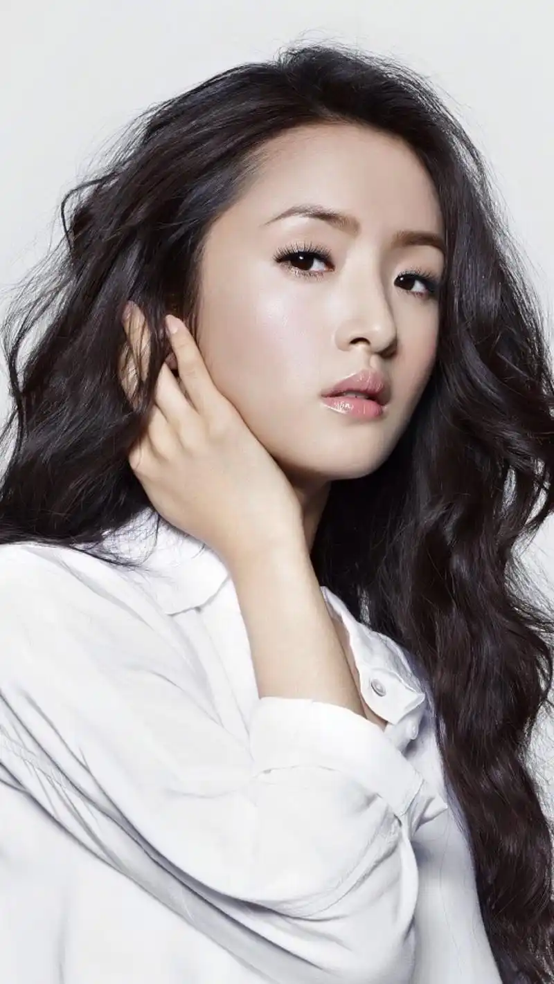 林依晨:随性敬业的娃娃脸