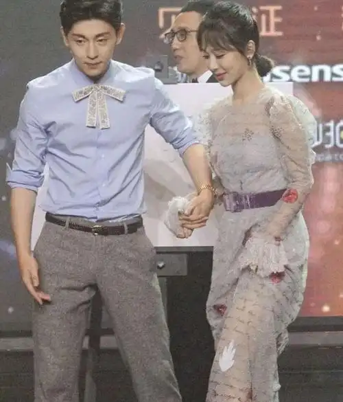 诋毁前女友金晨,随地吐痰,邓伦的黑历史,绝对不仅仅是偷税漏税