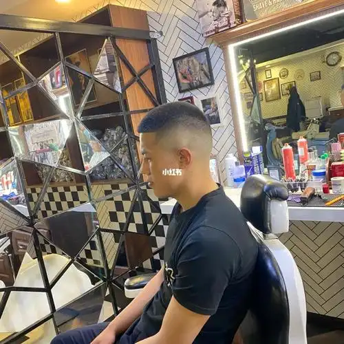 美式渐变寸头00