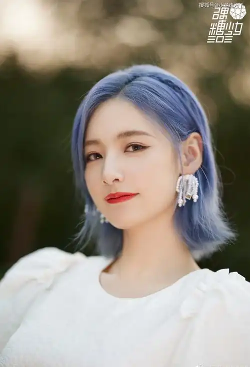 硬糖少女赵粤绿野仙踪夏日大片写真