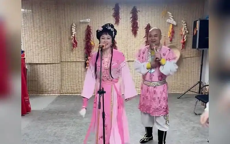 【二人转实况】《西厢听琴》白玲 李君 听戏还得听大戏听全的