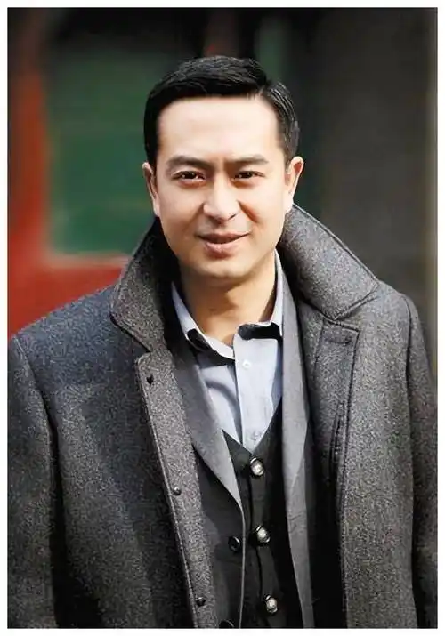 "_经历_张嘉译_梦想