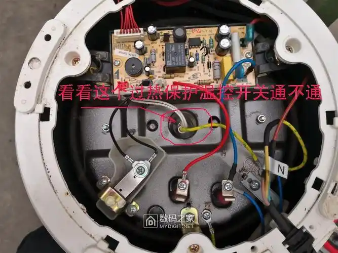 美的电压力锅不加热拆修求助