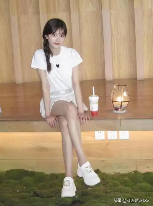 钟雯冠 7815 百变穿搭,拍出氛围感