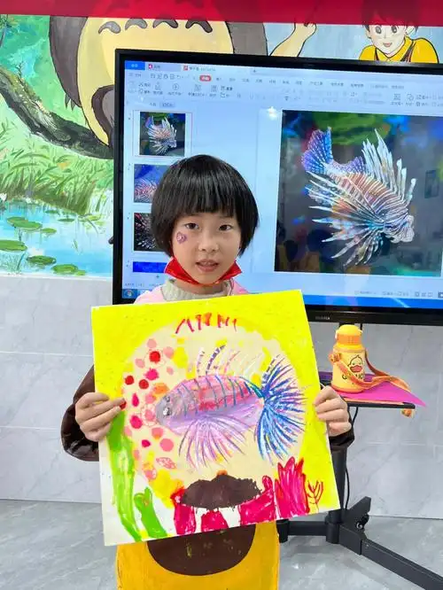 56岁创意绘画狮子鱼