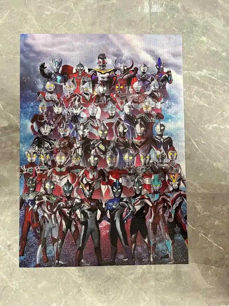 奥特曼家族大拼图,整整1000片 - 抖音