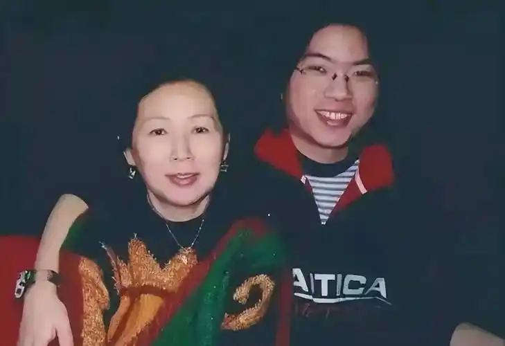 离婚9年后,回看夕又米和高晓松各自生活境遇,幸福差距一目了然_沈欢