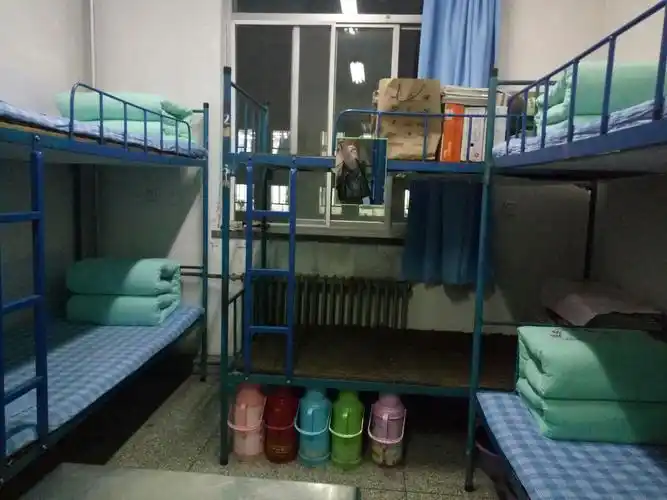 延安实验中学高2015级教育常规之宿舍篇