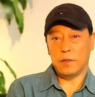 倪大红影视圈的面瘫影帝倪萍的表妹夫难怪能火几十年