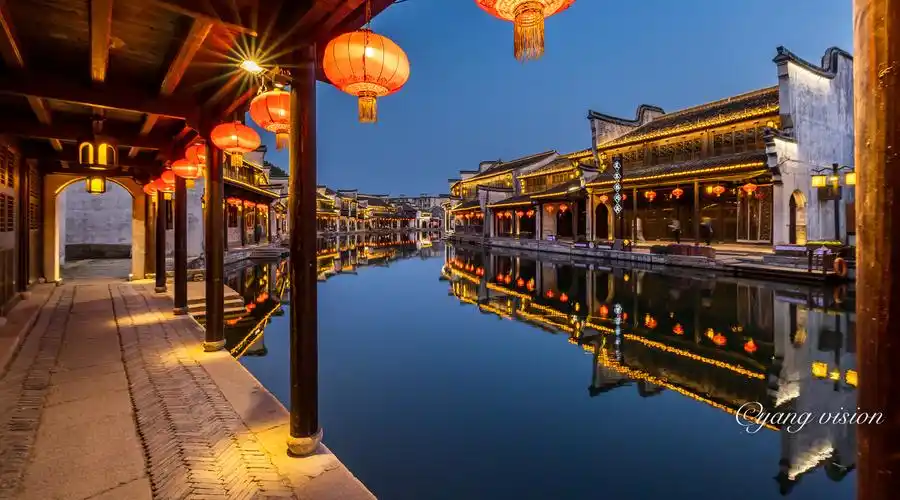(江南六大古镇中,夜景最美的是南浔,免门票的还是南浔) 673/ 9浙江