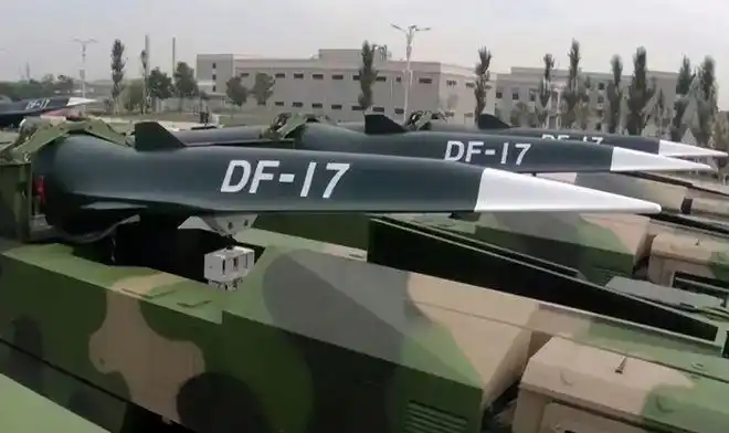 表示东风-17正在改变解放军的导弹力量,他于2020年正式投入使用,可能