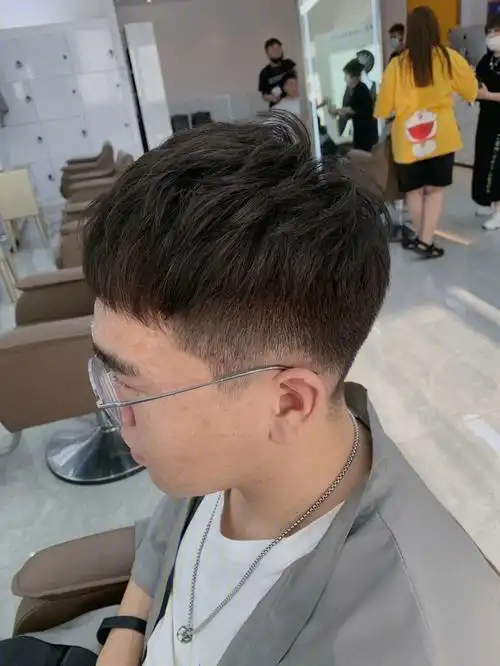 男士你不能错过的发型