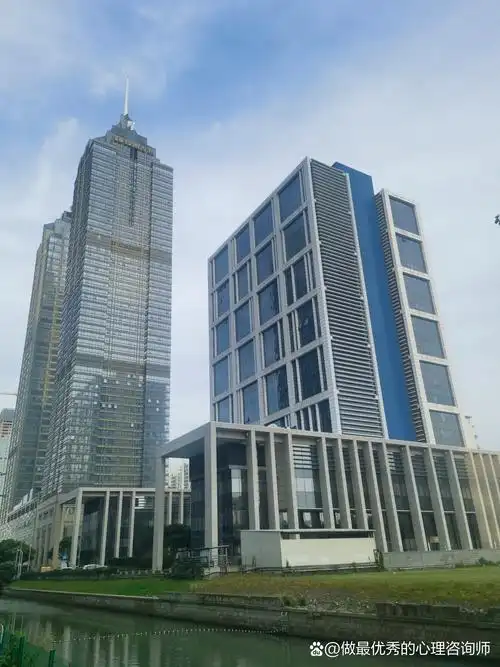 美好# 开启了一天的搬砖模式,4天的假期已经结束了