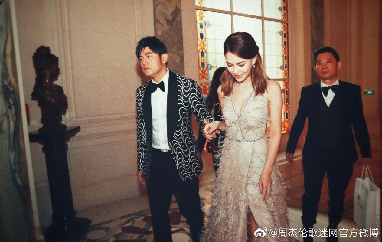 周杰伦昆凌就是我们羡慕的爱情.