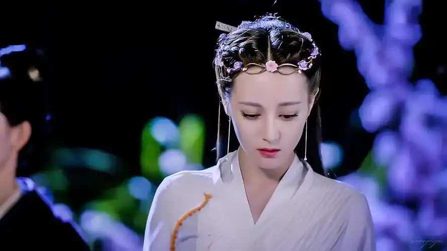 迪丽热巴‖阿兰若